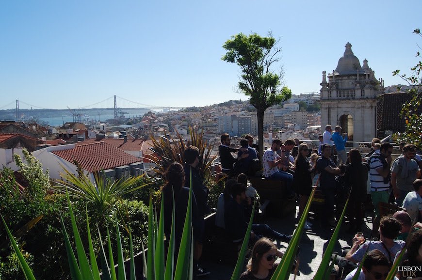 Lisbon Lux Com On Twitter The Top 10 Best Bars In Bairro Alto