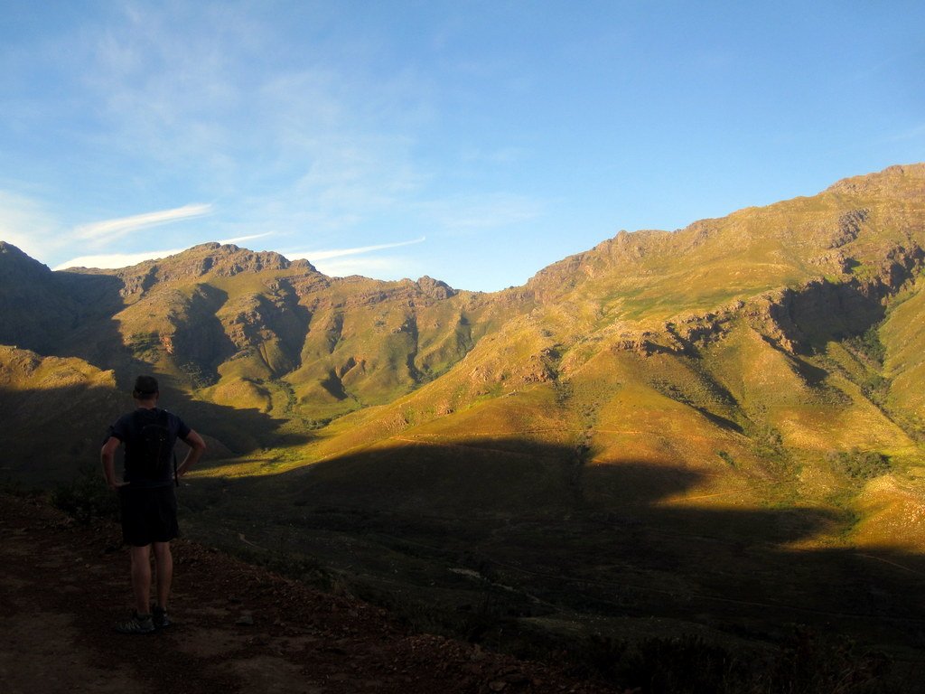 jnroux's tweet image. Running in the shadows of mountains... early morning fun in Jonkershoek. Blog post: goo.gl/ZvDrEG #extremejogging #trailrunning
