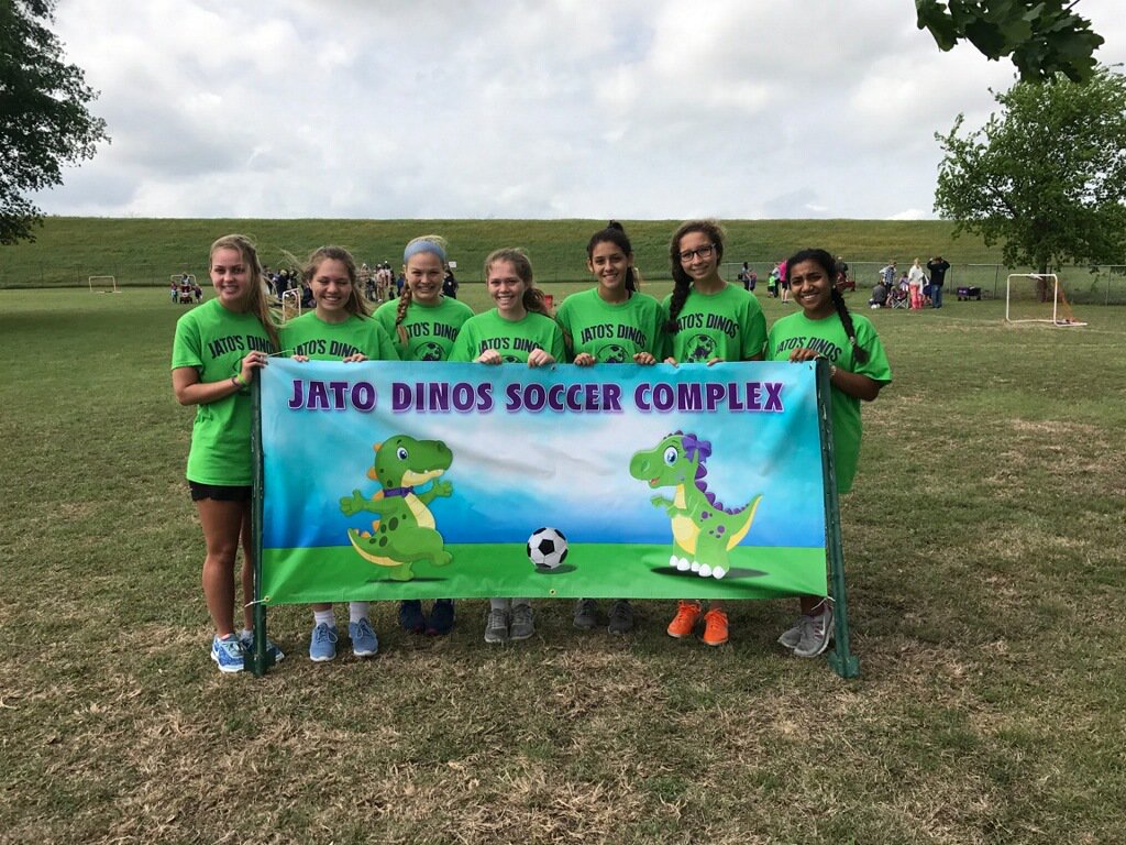 LVSers again out in the community working with future soccer stars <a href="/FWYouthSoccer/">FortWorthYouthSoccer</a> <a href="/jatoathletics/">JATO Athletics</a> #JATOdinos