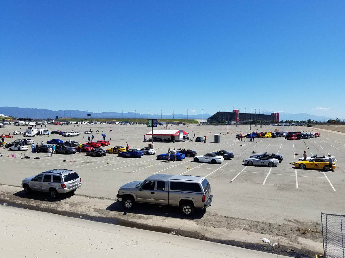Bauerspeed's tweet photo. STR competition getting ready for morning tins at the Fontana Pro Solo. @BFGoodrichTires @MazdaRacing  @DriftOffice https://t.co/GKZ9s70z0M
