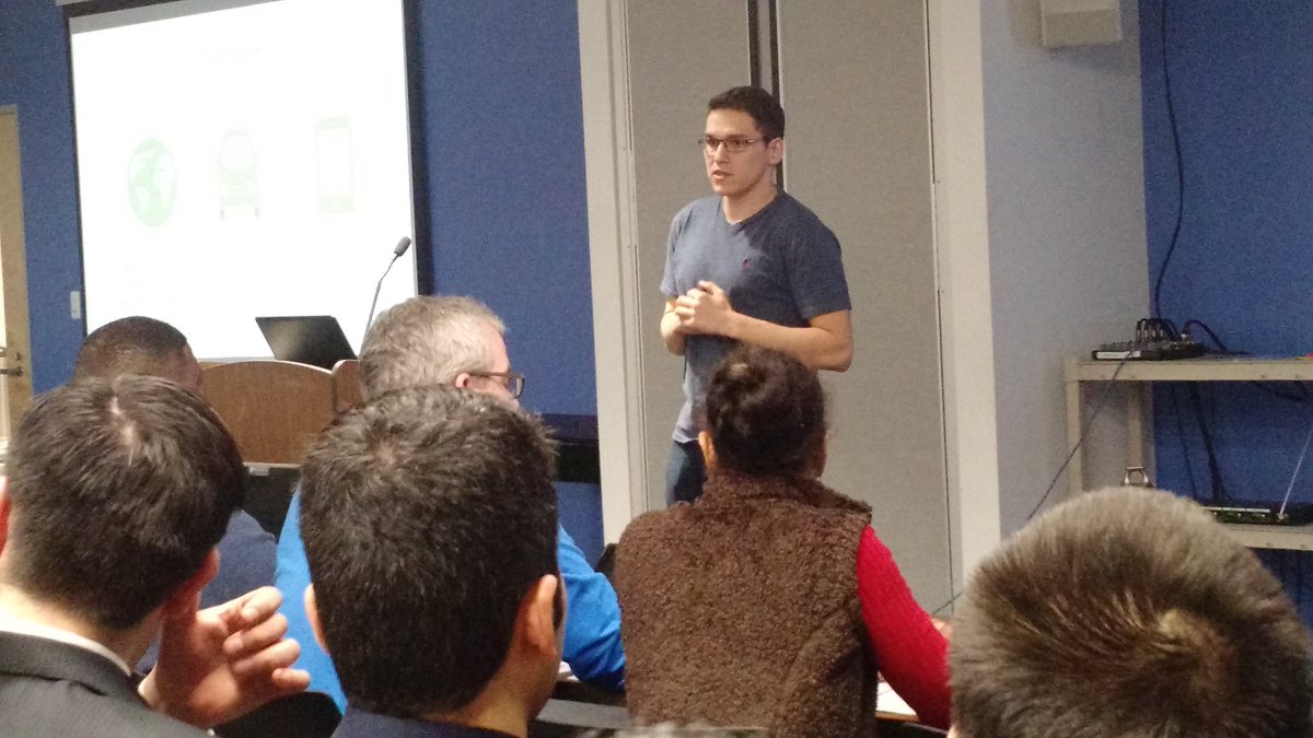 Irek_K's tweet image. @eat_hf rocking the @eriehack quarterfinals @techtowndetroit @WEtechAlliance @LibroCU #innovatethelake #librostartup