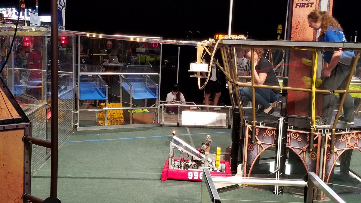 jhmorris's tweet image. The CGUHS Robotics Team is in the finals at the Idaho Regional Robotics Competition. #MechaKnights996 #cvhsengineering