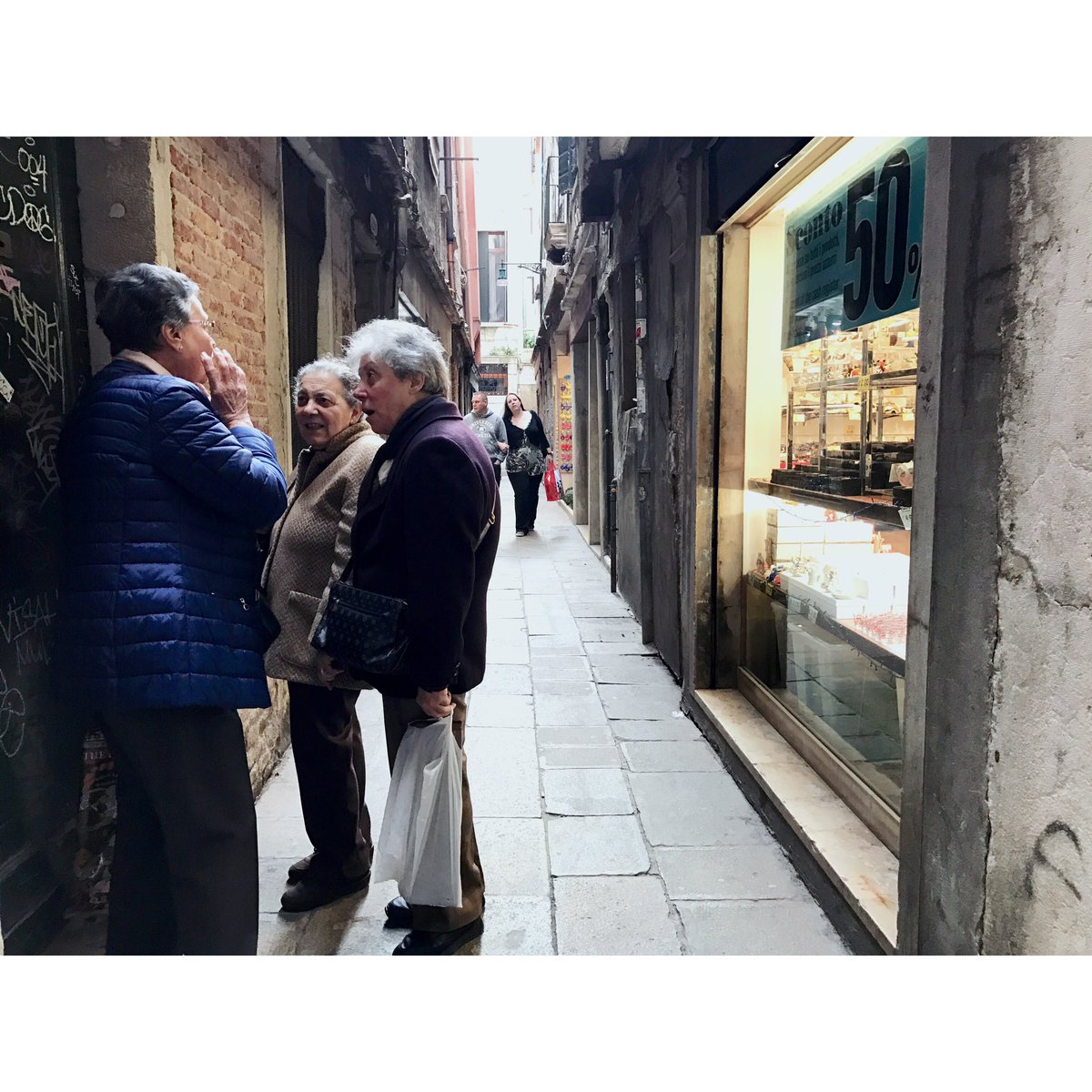 Sasha Petrov tweet media