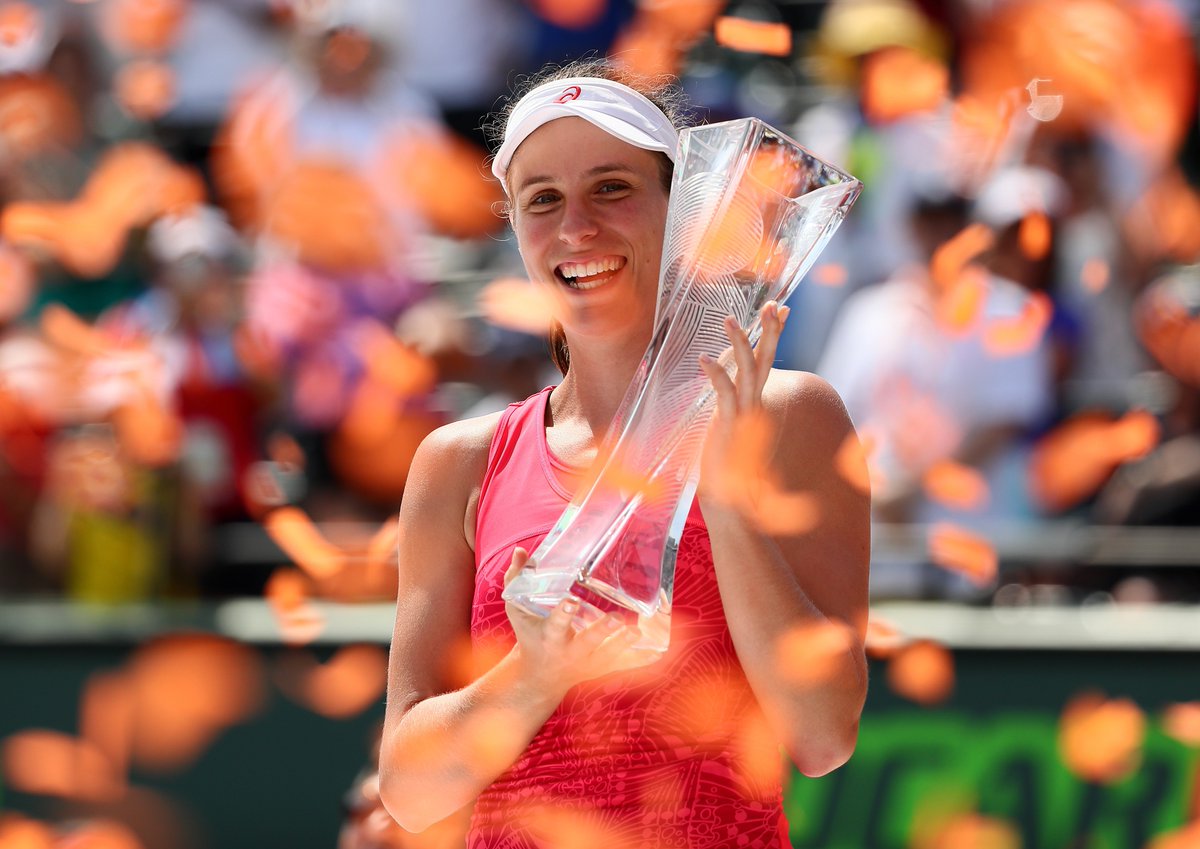 SkySportsTennis's tweet photo. KONTA IS THE CHAMPION - report as @JoKonta91 beats @CaroWozniacki to claim the #MiamiOpen title https://t.co/OqiGiducFw https://t.co/lmfTf6fPlX