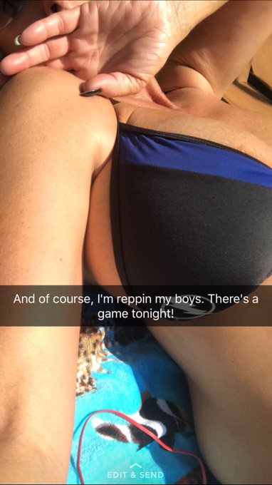 Beach was too packed so it's pool time. Reppin my @TBLightning even in Lauderdale! https://t.co/Zrmy<a href="/tag/mvsales"class="tags"><span>#mvsales</span></a>