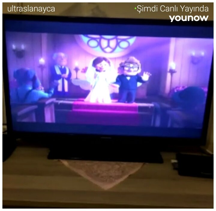 AkcaylNur's tweet photo. 🔴 @ultraslanayca #YouNow'da CANLI https://t.co/Kq59bZ2Hvr https://t.co/2khRwWGcDo