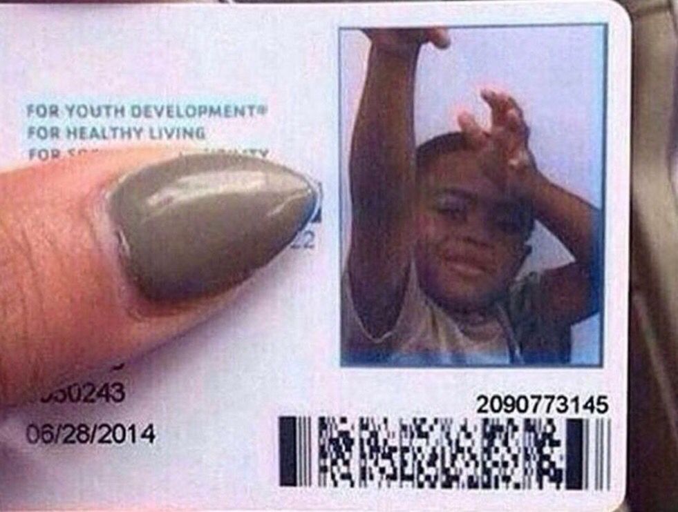 FunnyPicsDepot's tweet photo. Say cheese 
Me: nah bitch Kobe https://t.co/PxFM9d2FdX