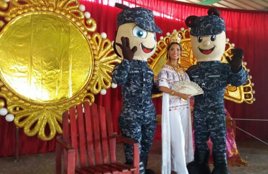 aeronavalpanama's tweet photo. Acción Integral #DINAI participa del Festival de la Caña de Azúcar junto a la comunidad en el Roble de Aguadulce. #AeronavalContigo https://t.co/1u0JQOUbmc