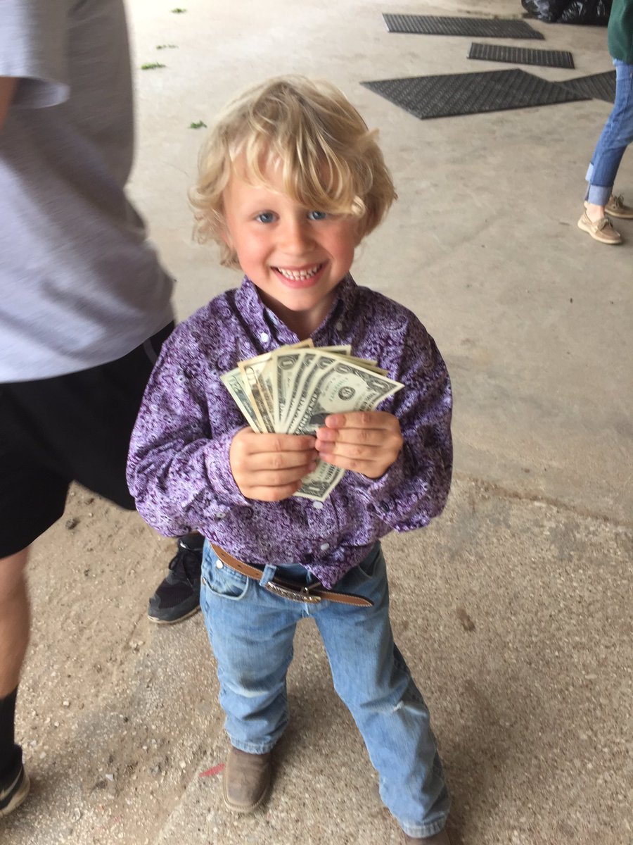 ColbyYates's tweet photo. 2nd place!!! #cutteryates #tybr #sheepbustin https://t.co/Tbx3bh7KSV