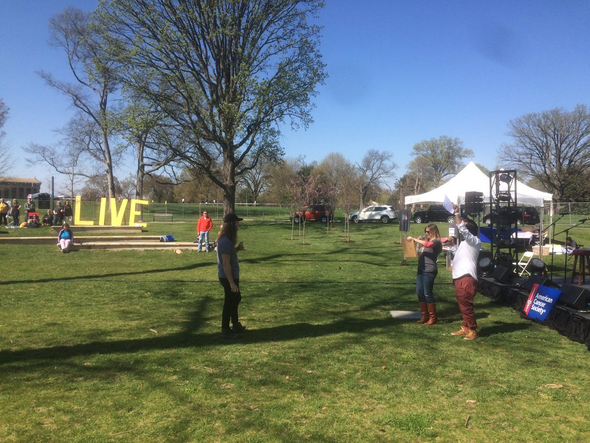 orionpahl's tweet photo. @NASHbyNICOLE + @shroff_vinay crushing it right now at the #RelayLive @AmericanCancer Society event!
#coolgreenapples https://t.co/KEEUMiNpUw