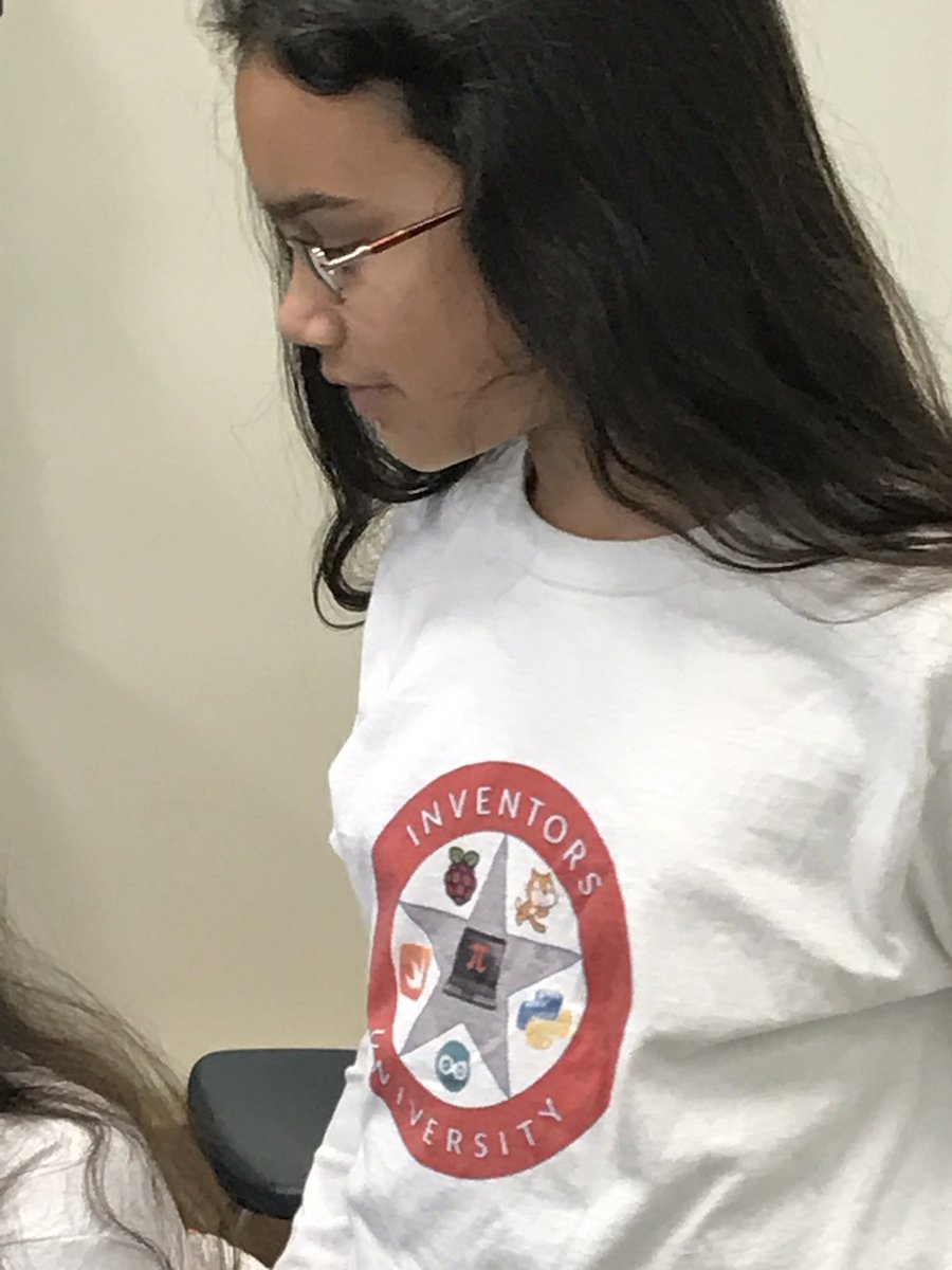 coacheagan's tweet photo. So awesome seeing girls from @FoothillGriffin @SunTerrace1 @Walnut_Acres on a Saturday at Inventors University teaching each other coding https://t.co/IqceNiEdJU