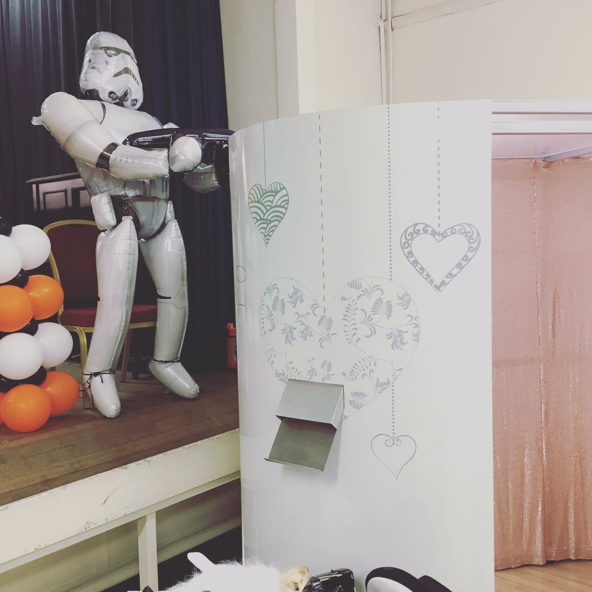 halophotobooth's tweet photo. We had a storm trooper keeping watch over the photo booth today! #photobooth #glasgow #stormtrooper https://t.co/bRVYKhQq91