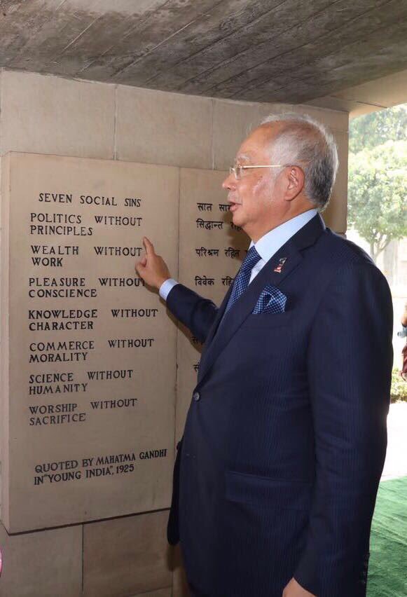 AbToHas's tweet image. #RT_political #modi #oneNation #indiaFirst