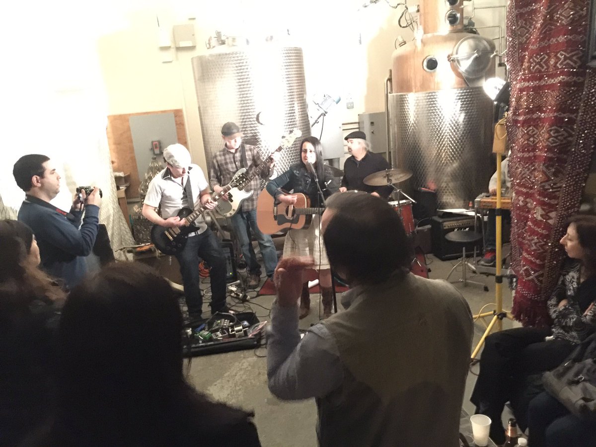 AriHoffnung's tweet photo. Amazing performance by #DafnaKotok combining #Americana #Country and #Hebrew music. @adamkotok #holylandheartland https://t.co/gPIODpCihZ https://t.co/T7BxgLlP6i