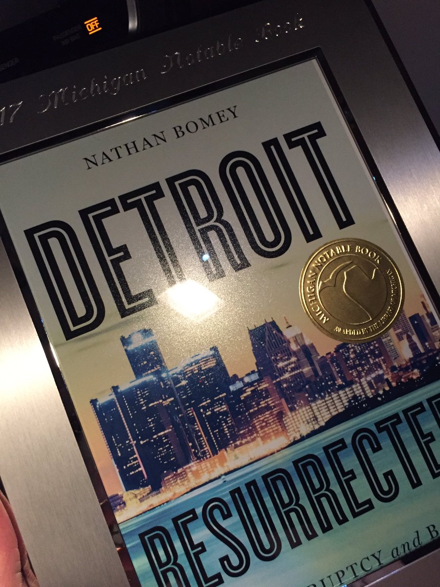NathanBomey's tweet photo. I was honored to accept the @LibraryofMich's 2017 Michigan Notable Books award tonight for #DetroitResurrected! https://t.co/syxVUpE8n0