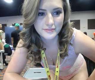 Don't miss bettiebunni dlvr.it/Nn9NDH my favorite at @QueenCams with @Chaturbate #XXXCam