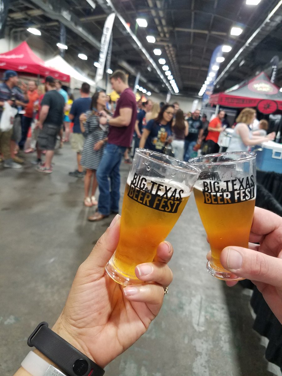 scales18's tweet photo. Another year, another great @bigtxbeerfest
thank you @thirdeye11 & @nellientx
#festlocal #drinklocal #craftbeer https://t.co/AQfMmuqxFD