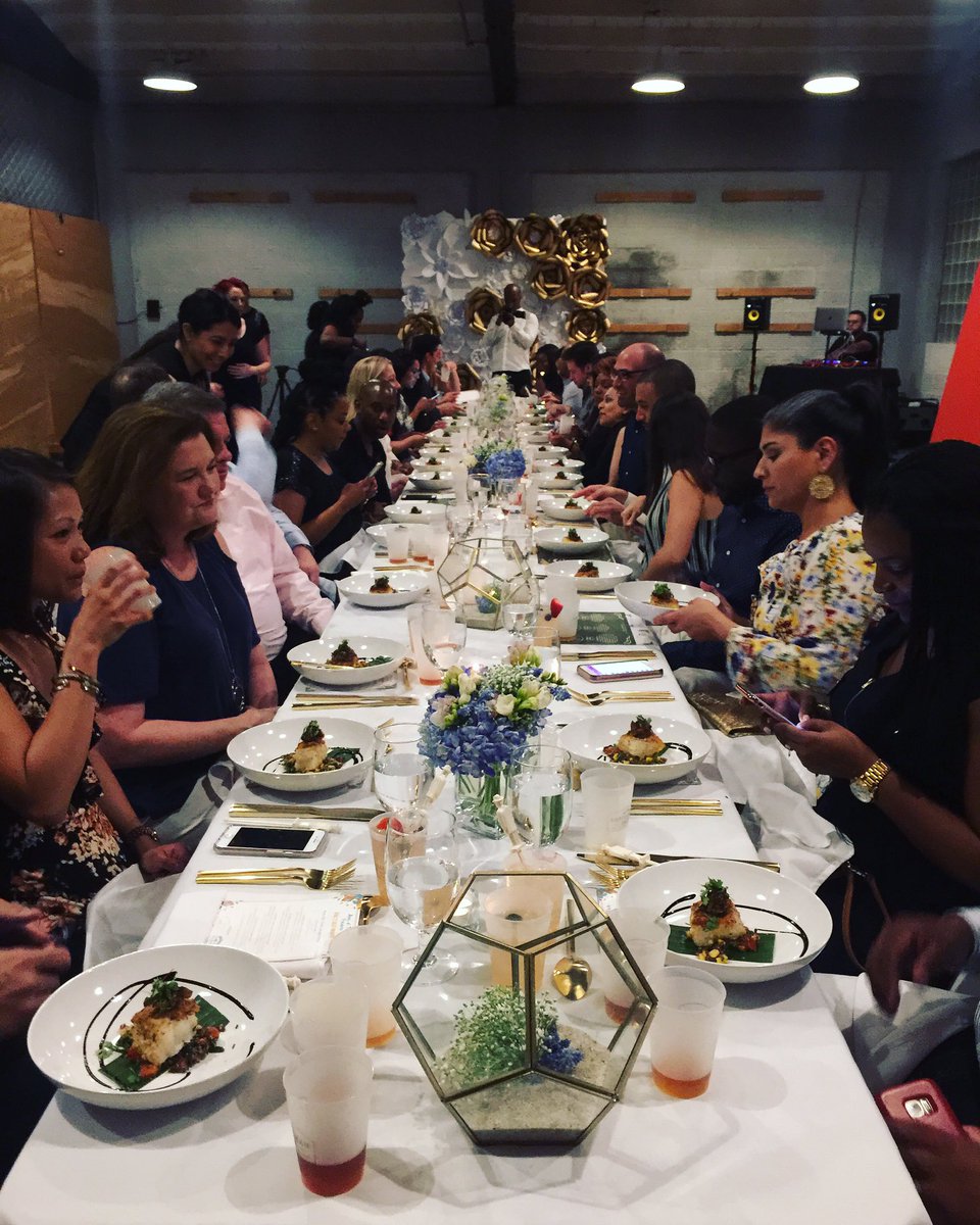 acesoftaste's tweet photo. We're not fooling around with tonight's dinner 😎 Watch our Instastory: https://t.co/zpMheo3j4S https://t.co/iAhnjL0yUQ