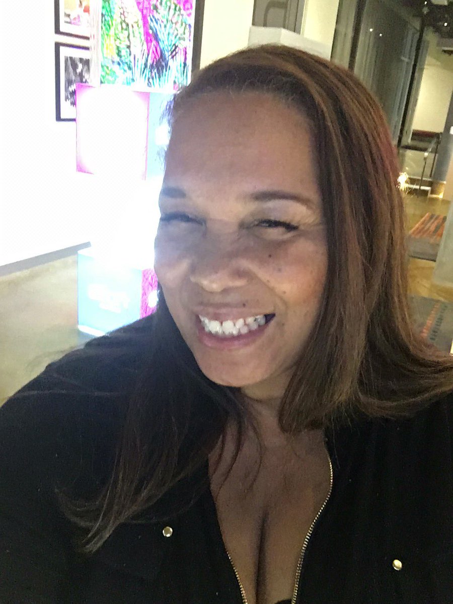 richelleshaw's tweet photo. When you decide to live an amazing life #PENDERMONIUM #wowindallas #mde @michellepippen https://t.co/YnC03AjnAU