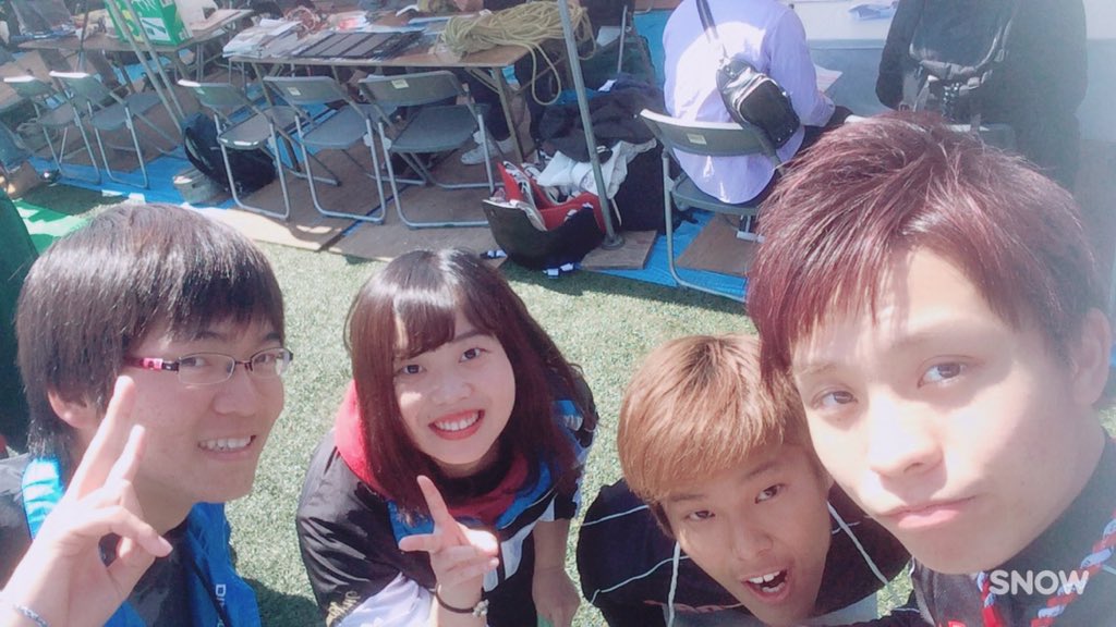 KU_softballclub's tweet photo. コラボ第1弾！
テニスサークル BAL BLANC🎾

#神戸大
#新歓祭
#ソフトボール部
#コラボ
#BALBLANC https://t.co/ZEW5BufW6Y
