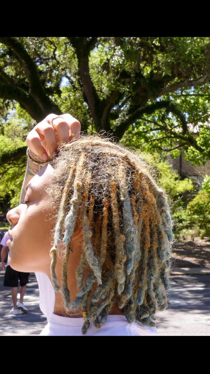 gstax5o4's tweet photo. but on the brightside My friend took some cool pics of me😎 #offguardsarethebest https://t.co/0dmzl8eFuW