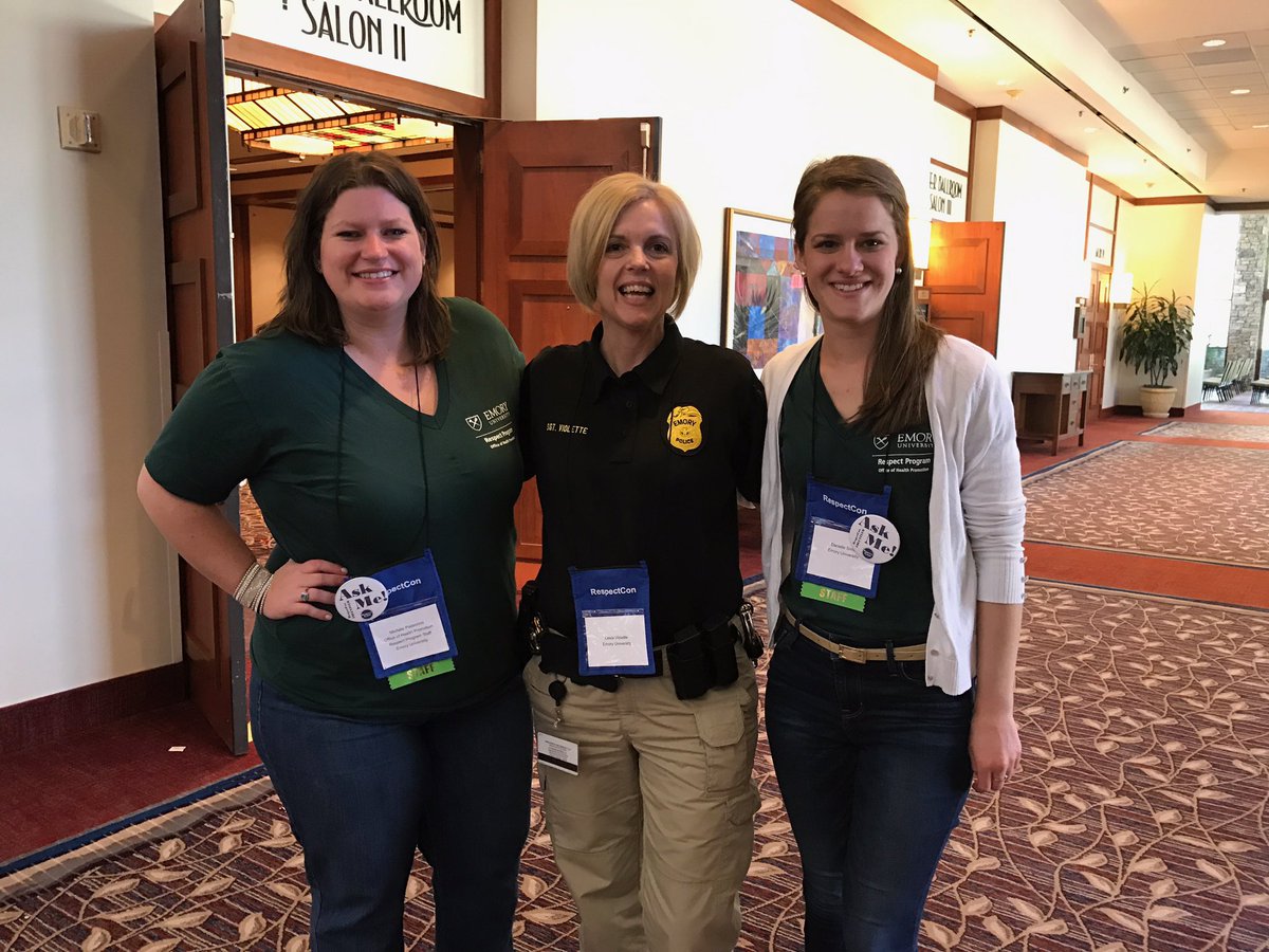 EmoryPolice's tweet photo. Sgt. Violette representing #EmoryPolice at #RespectCon2017! https://t.co/B0OqrBBDt3