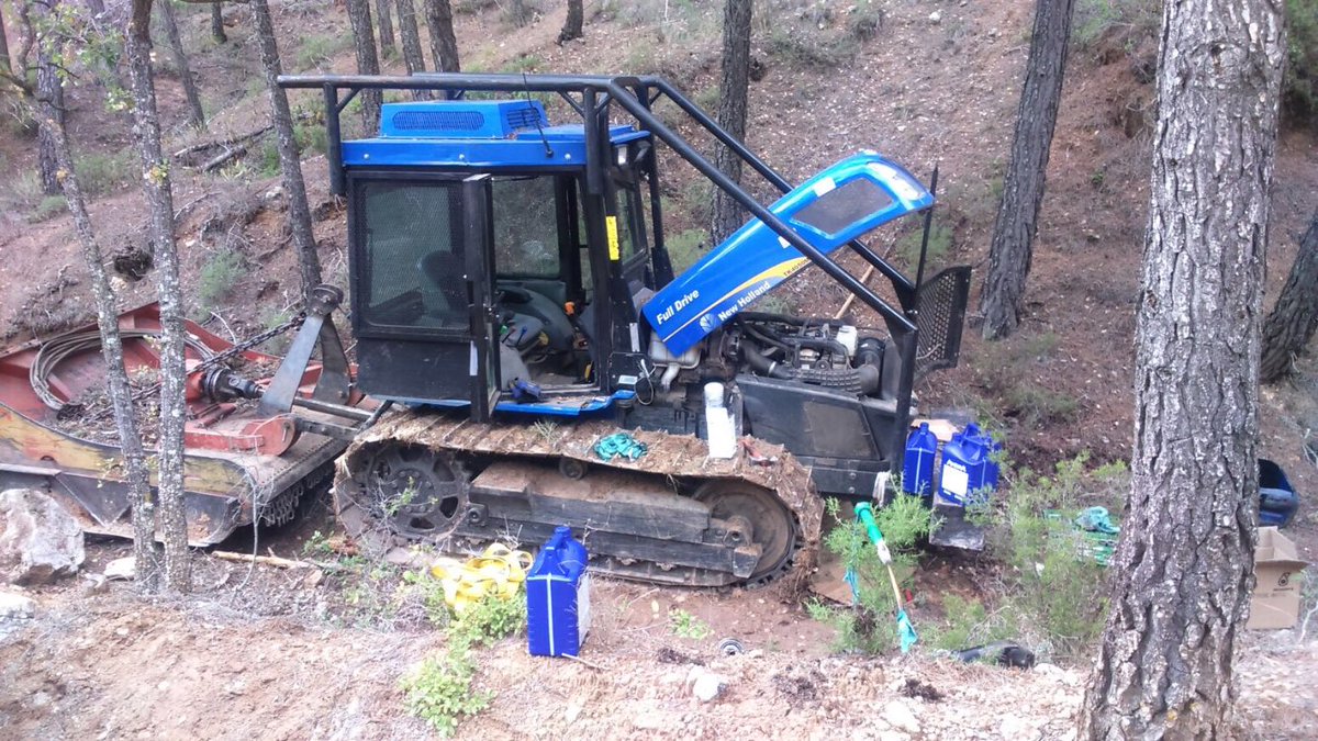 ForestAlcarr's tweet photo. Acordonados para cualquier tractor https://t.co/vrFnhUHHnJ