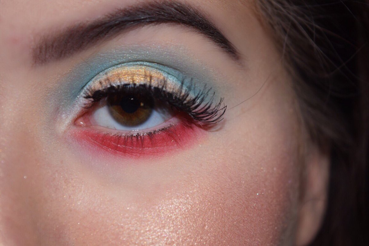 kotathorns's tweet photo. ~hfk~ @halsey 🌹⭐️🌴

(products used listed below) https://t.co/NMr4ujmiJy
