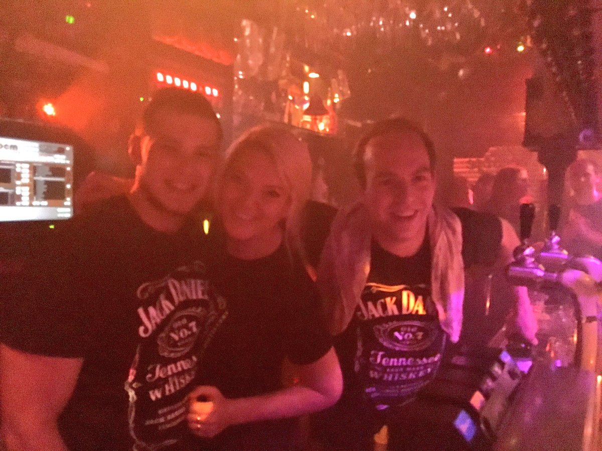 De <a href="/Ouwe_Stoep/">Café De Ouwe Stoep</a> is goed bezig!!!!