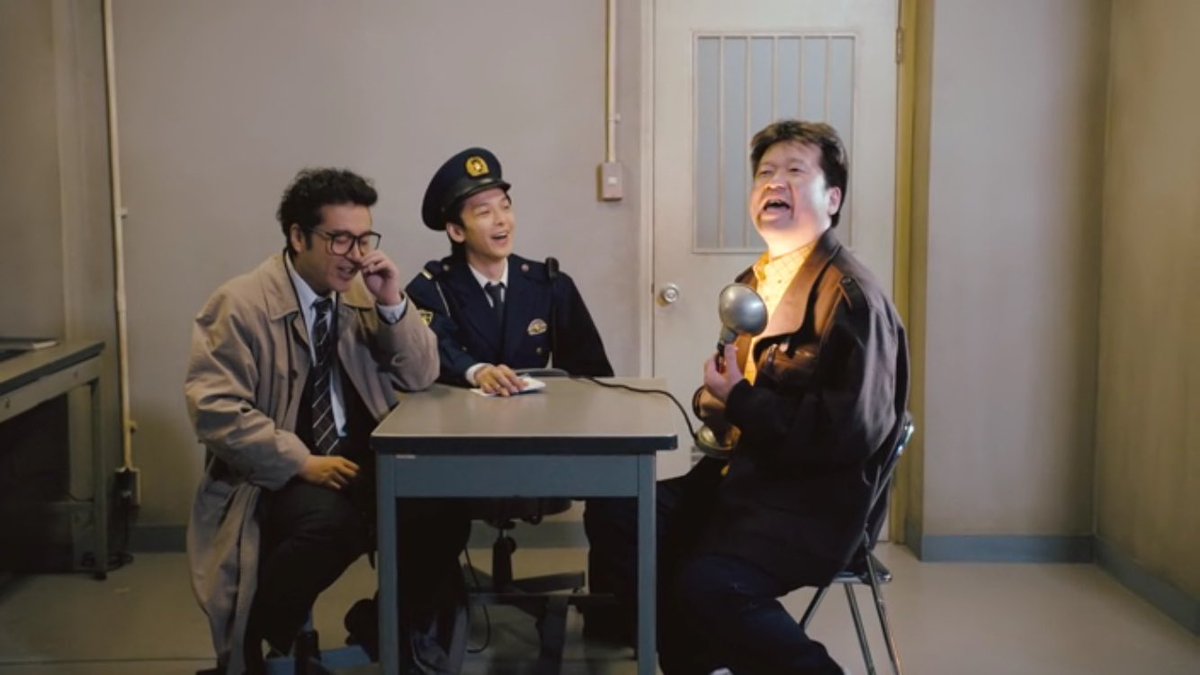 O Xrhsths ミー Sto Twitter 出勤時に 枯れ草すずめ を聴く もう1人 道路で吹き出しそうになるレベル 朝から笑いを ありがとう 小池刑事の鬼の取調室 中村倫也 さん ムロツヨシ さん 佐藤二朗 さん