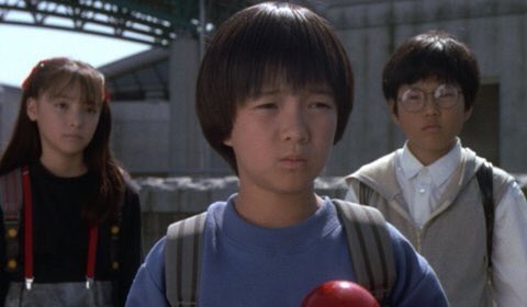 空海 En Twitter 知ってる人も多いかもしれんが濱田岳さんは子役時代にウルトラマンガイアの映画の主演の役をにやってんだよね 中央の子 そう考えるとこの頃から演技は凄かったんだとしみじみ思う てか若い 時が経つのは早いですな ウルトラマンガイア 濱田岳 空海 En Twitter 知ってる人も多いかもしれんが濱田岳さんは子役時代にウルトラマンガイアの映画の主演の役をにやってんだよね 中央の子 そう考えるとこの頃から演技は凄かったんだとしみじみ思う てか若い 時が経つのは早いですな ウルトラマンガイア 濱田岳