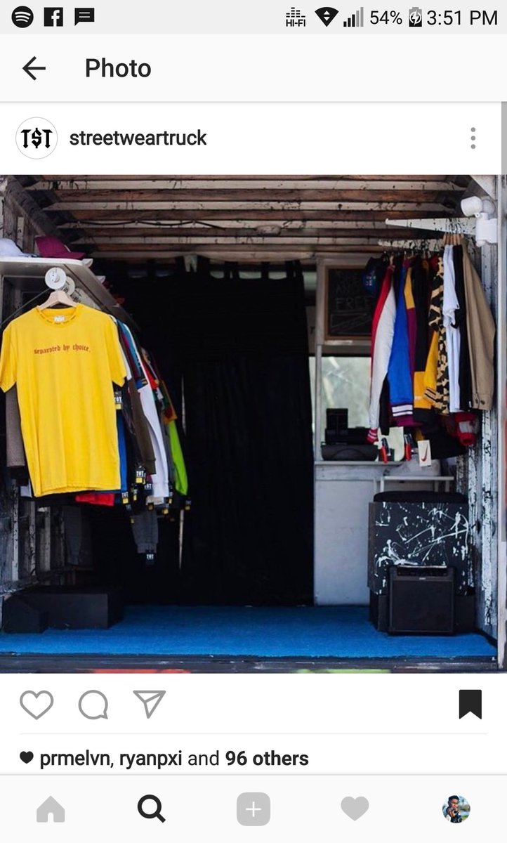 _dysvn's tweet photo. Someone please teach @StreetwearTruck how to give credit where it's due. https://t.co/eL4xXUDYE5