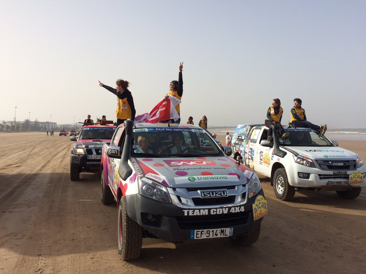 HLafrogne's tweet photo. L'arrivée des gazelles! Belle performance 2èmes  dans la catégories des primo participants et inter entreprises. Bravo Katell et Christelle https://t.co/MJu75AZGfN