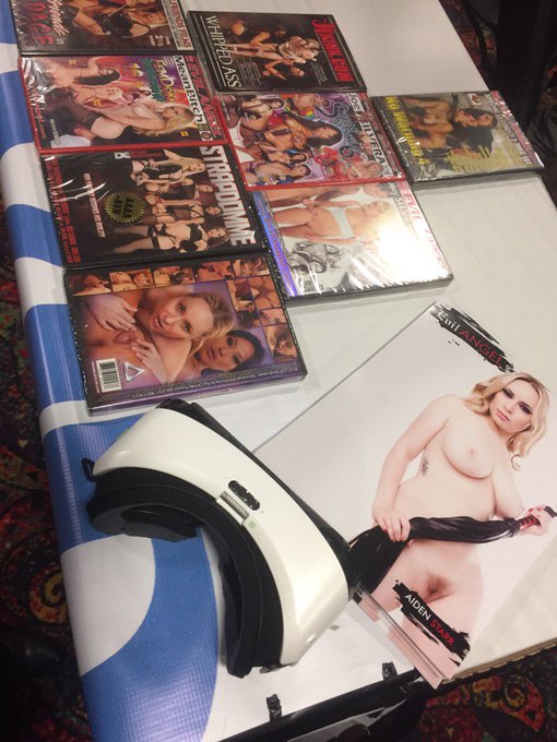 Cum check out my noods, vintage porn collection, and @VividRadioSXM VR trailer at @EXXXOTICA Denver,<a href="/tag/femdom"class="tags"><span>#femdom</span></a><a href="/tag/pegging"class="tags"><span>#pegging</span></a><a href="/tag/cei"class="tags"><span>#cei</span></a>