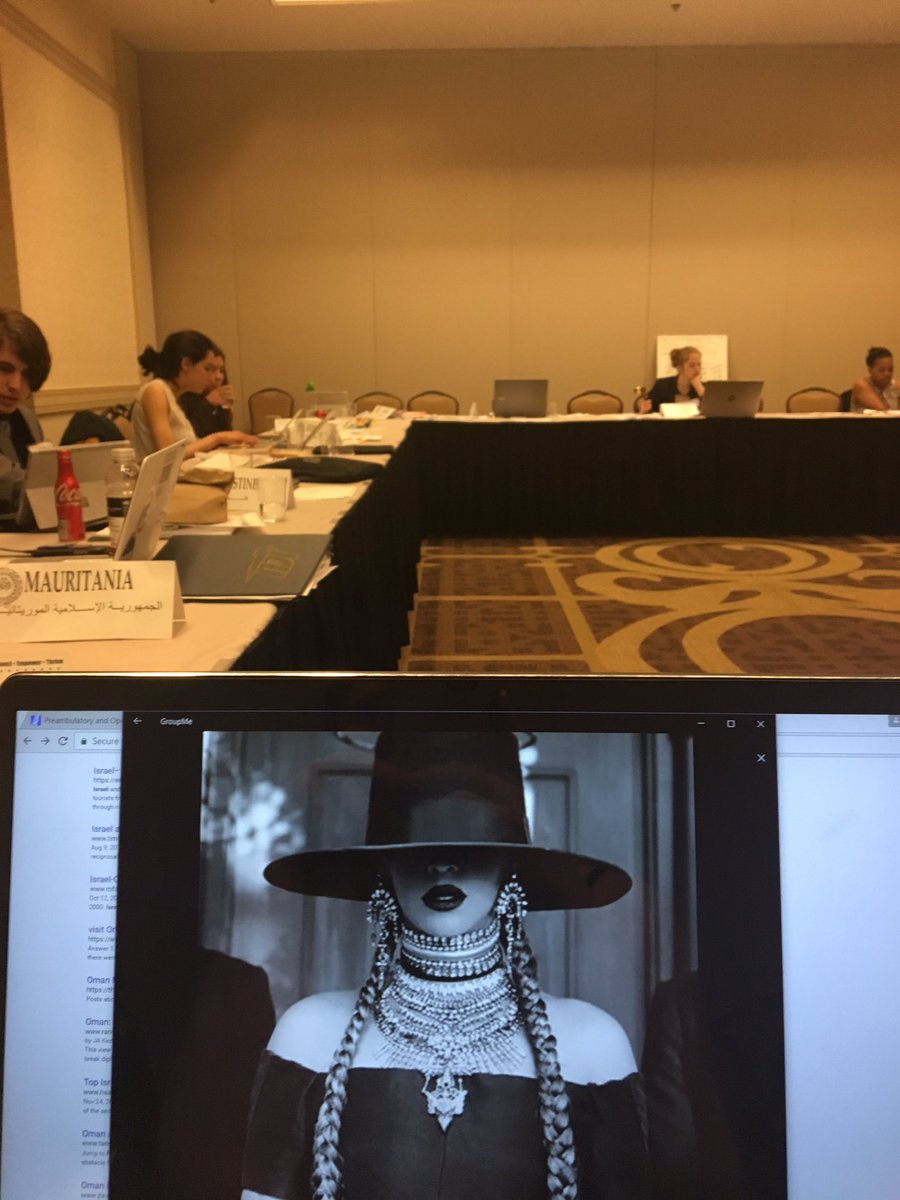 caricrab1's tweet image. #NUMAL2017 Omans currently diplomatic stance? US? Don't hurt yourself. #pol2017 #crisis