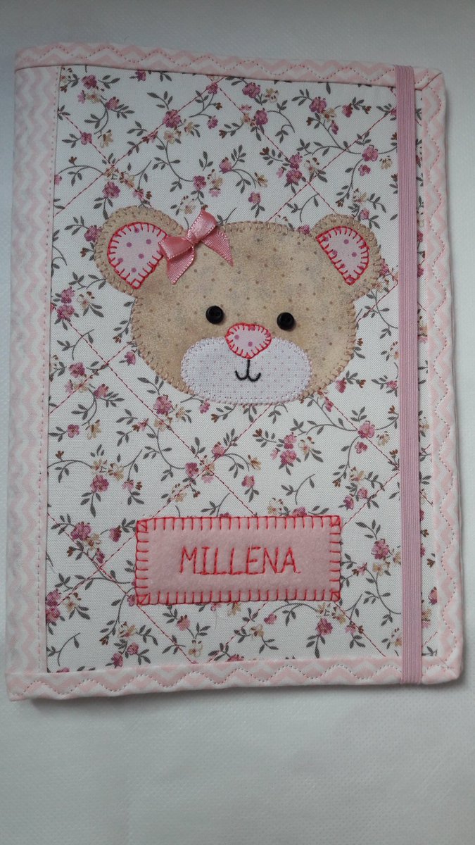 bydebypatchwork tweet picture