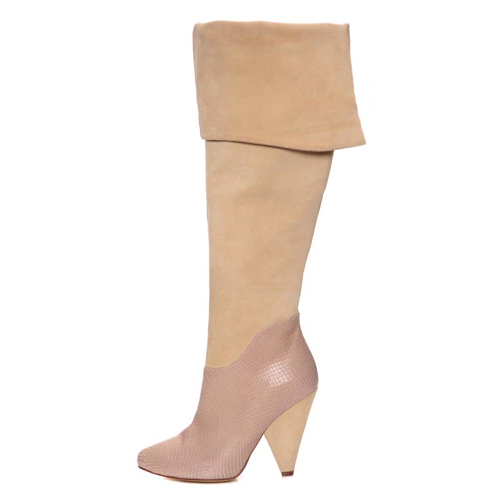 MaryKyri's tweet photo. LAST DAYS BRANDS EXCLUSIVE MARY-KYRI SALE https://t.co/BVohNFeHv2 
#shoes,#fashion,#heels,#stilettos,#marykyri,#sale,#brandsexclusive https://t.co/vT3vg0wtva