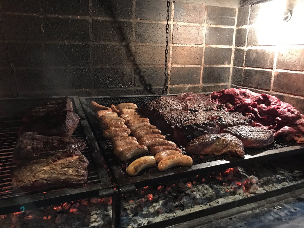 obcrugby's tweet photo. Se viene un lindo asado con los amigos de @clubcasiok de la mano de #Provaca https://t.co/dI3xB5FhhJ