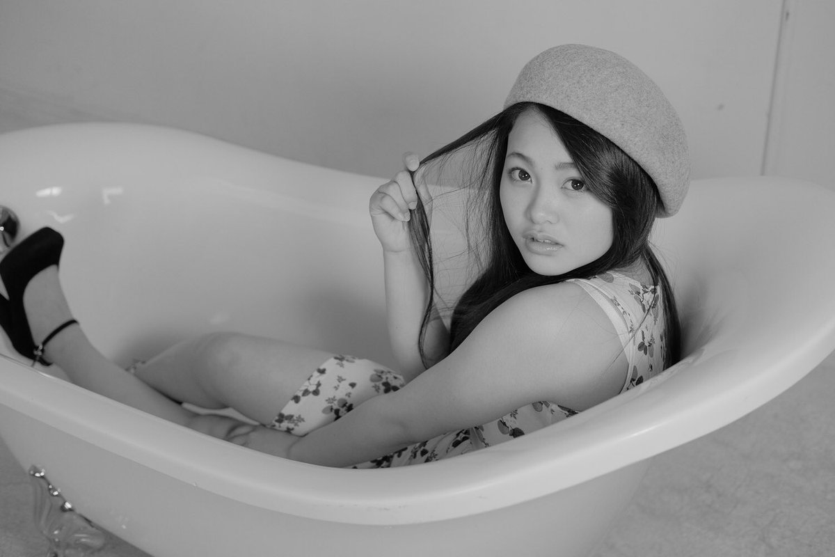 atomroom's tweet photo. ほのか さん
ロコスタジオ 新神戸 Part 16

#ベルフィーユ撮影会 
#ポートレート https://t.co/VvMSKZjzbp