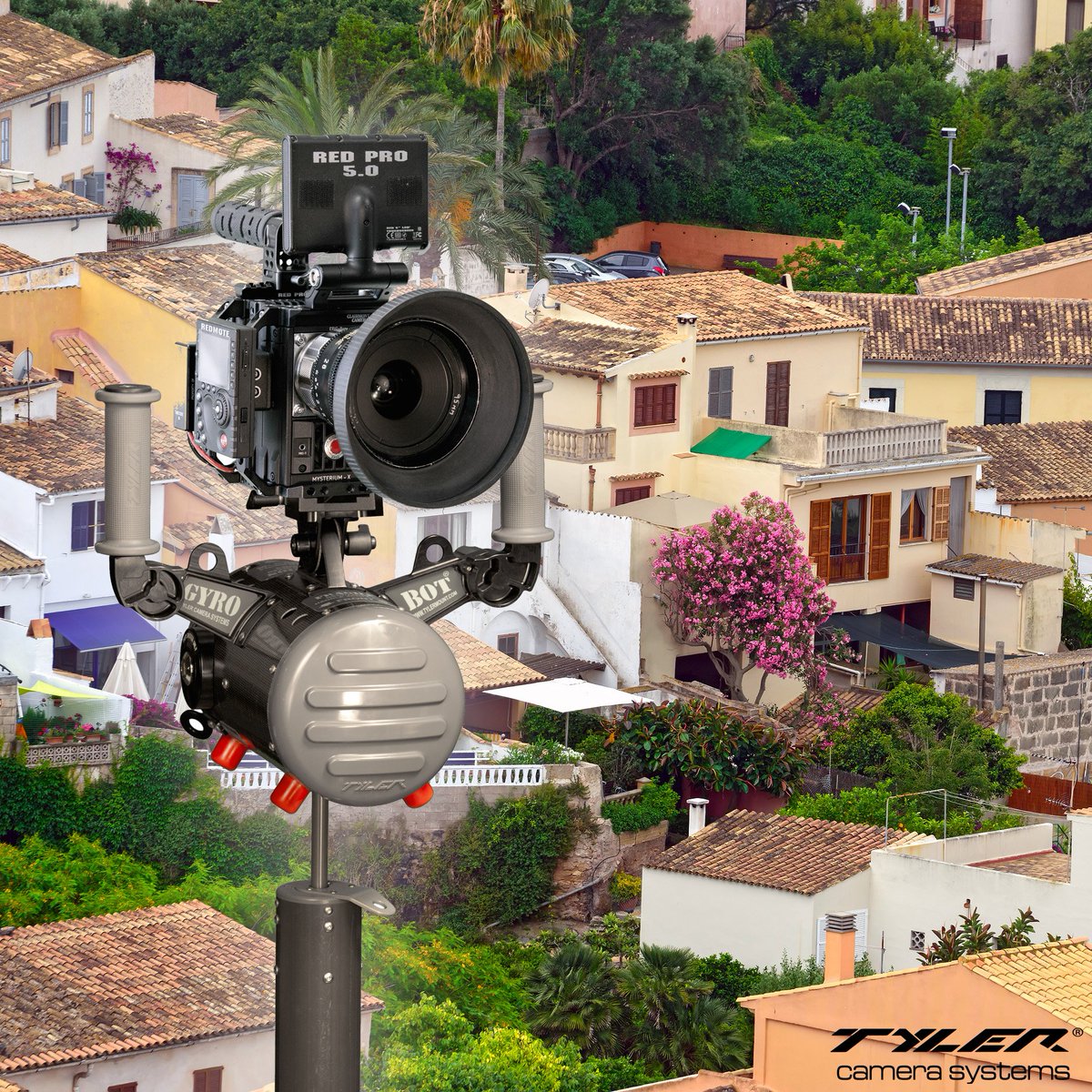 Tyler_Camera's tweet image. The seasons are changing and the #Gyrobot is there to help you capture them. → tylermount.com
#Tylermount #tylercamerasystems