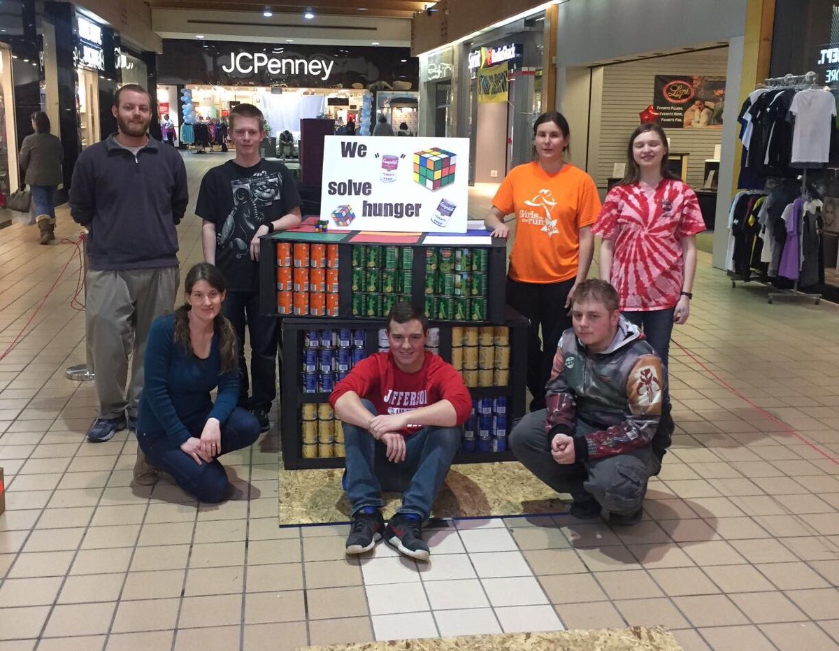 efallo712's tweet photo. Congratulations to ONC BOCES New Visions Pre-Engineering and Visual Communications students helping to fight hunger in our local communities https://t.co/FLGNcTP3Hk