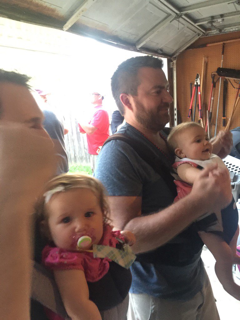 BBbatterson's tweet photo. #schmidtboil #daddymommy https://t.co/CP0bOtPn6I