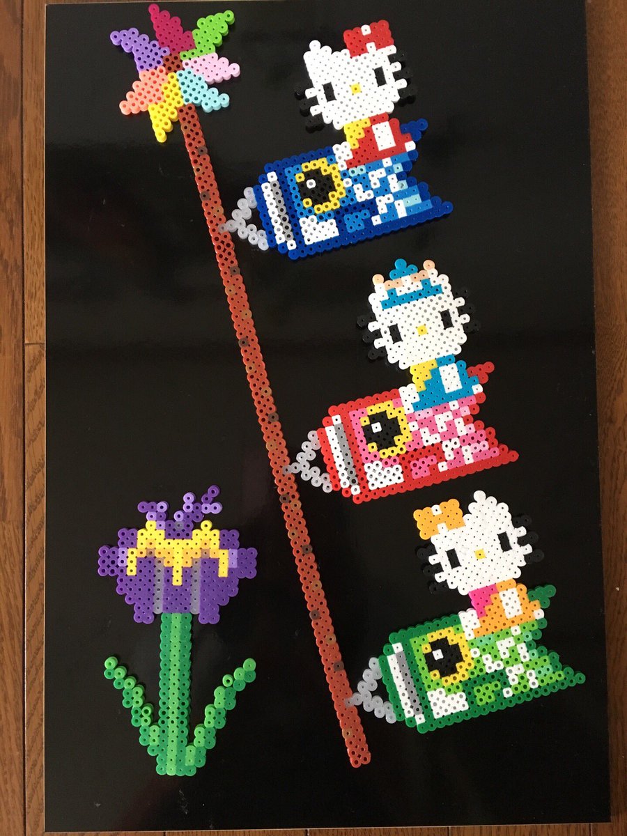 まさとも Twitterissa アイロンビーズ製作発表 ハローキティの鯉のぼり もうすぐ 各地で鯉のぼりが泳いでいる風景を見ることができますね アイロンビーズ ハローキティ 鯉のぼり 端午の節句 五月五日