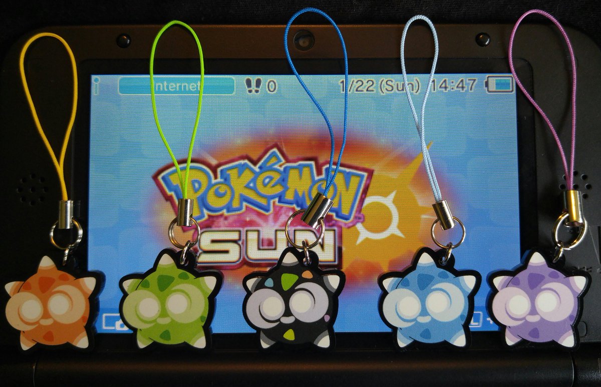Melon_Berry's tweet photo. Kicking the Lyrids off early with a shower of colorful Miniors! (I'm totally sporting the Aqua)  Catch yours at https://t.co/spxX70ijf4 https://t.co/qW2hry8oi0