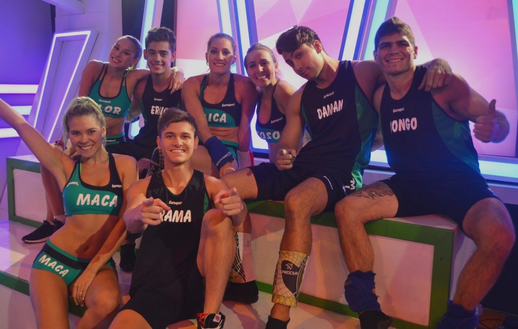 Cantando_Trivia's tweet photo. ¿Que Equipo querés que gane la 9G? 

RT #EquipoROJO

MG #EquipoVERDE https://t.co/qgxPqk1sEk