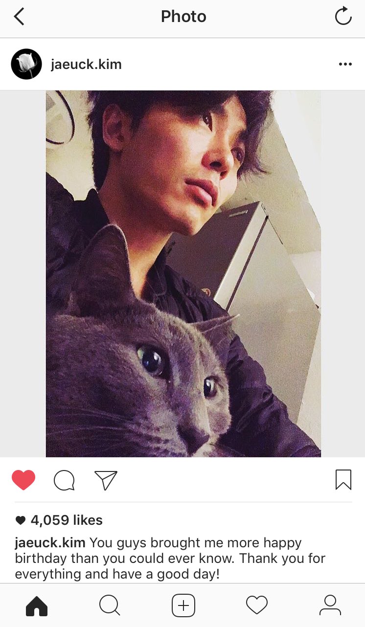 Aww finally a post on his birthday. Happy Birthday Kim Jae Wook. Lmao he is such a cat man. 