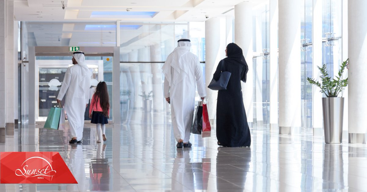 sunsetmalldubai's tweet photo. Wonderful #shopping, delightful #dining, #outdoor #cafés and so much more in a very special location. #SunsetMalldubai has it all. #Dubai https://t.co/2VjAH2Pe7M