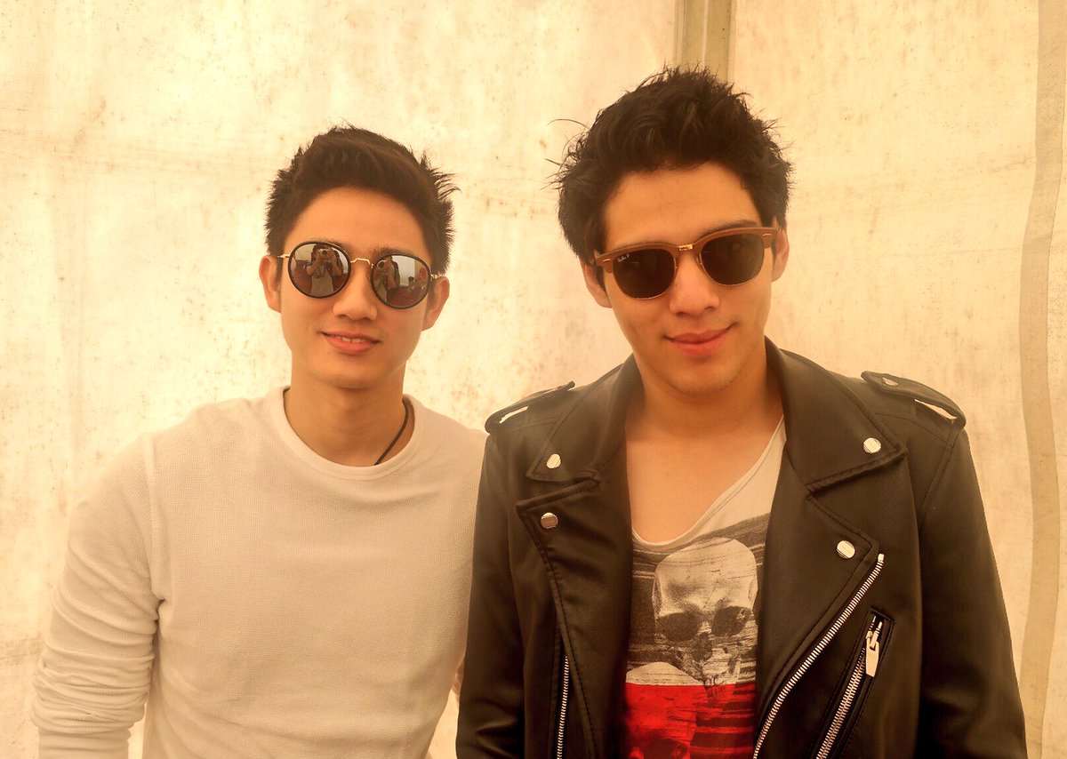 MDEntertainment's tweet photo. Wah udah ada Raffi (@KennyAuztin) &amp; Reza (@MAX_maxime) nih di @Groserindo_ID Juanda, BEKASI! 😆 Ayo merapat!
#HANGOUTMINGGU #RUMAHKUTRANSTV https://t.co/0dcAE95c6i