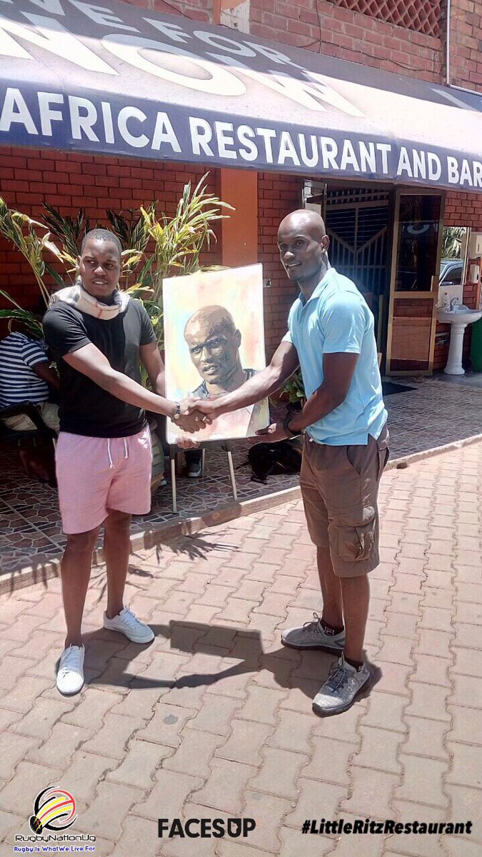 rugbynationug's tweet photo. @vinny_mose receives his @FacesUpUganda Player Of The Month Award from @rugbynationug Partnership Coordinator @darmanrugigana at #LittleRitz https://t.co/yU5NmuY5P8