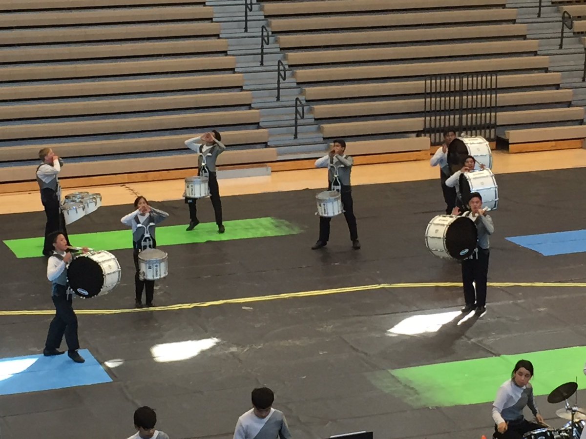 EndrigaNick's tweet photo. "AYE! OHHH!" Eastlake fought the April Fools, bringing home 1st with an 83.75! #SlowMeDown2k17 https://t.co/KUAx9p2k06